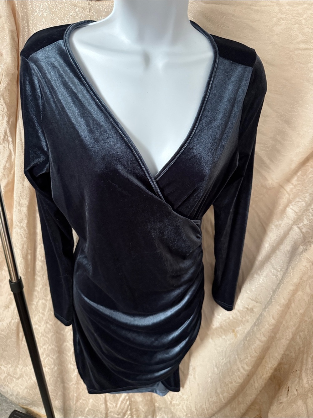 Women’s Med steel blue stretchy velveteen dress
